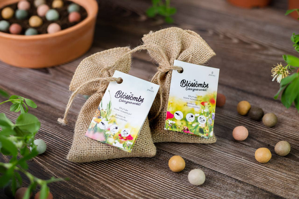 Sac cadeau en jute biologique avec 8 Blossombs colorés