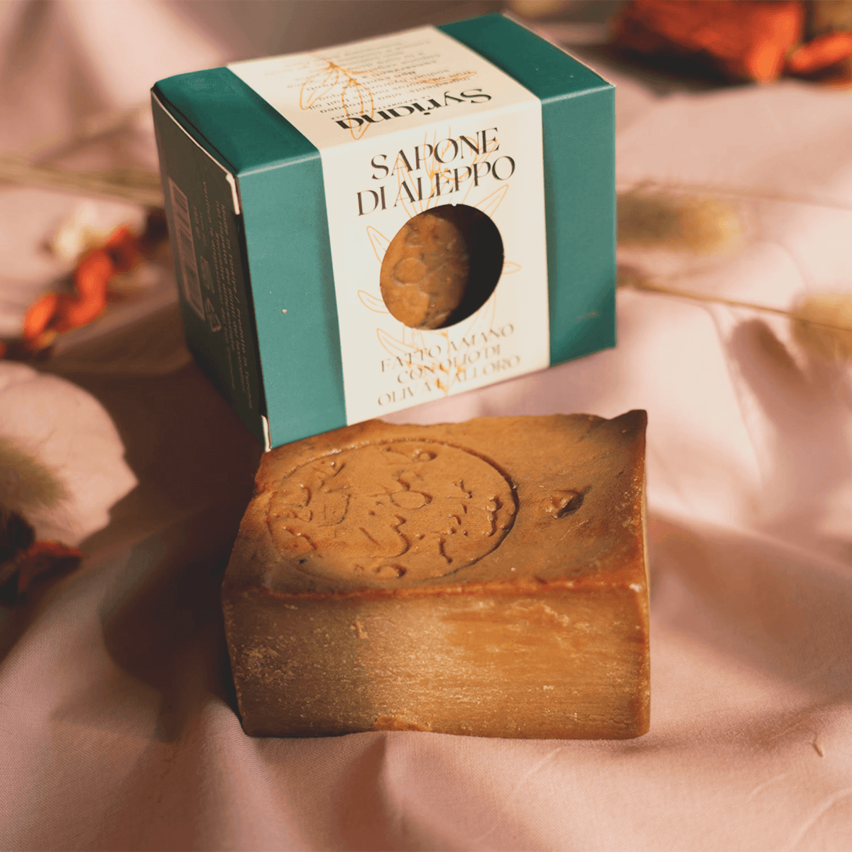Mosaïque de Traditions : Savon d'Alep avec 1-35% de Laurier Premium