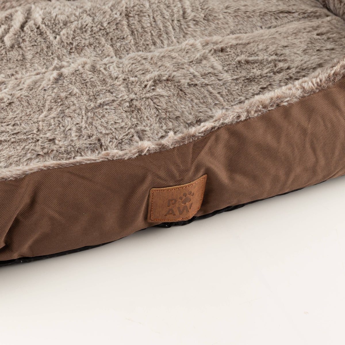 Lit Paw - Petit ours en peluche brun - 60 x 45 x 17 cm