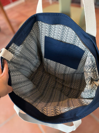Sac brodé 'canaille en balade'